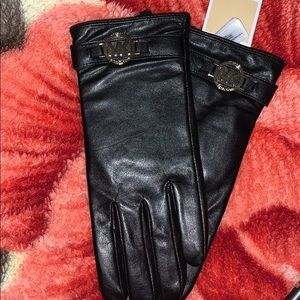 Brand new Michael Kors' tech leather gloves